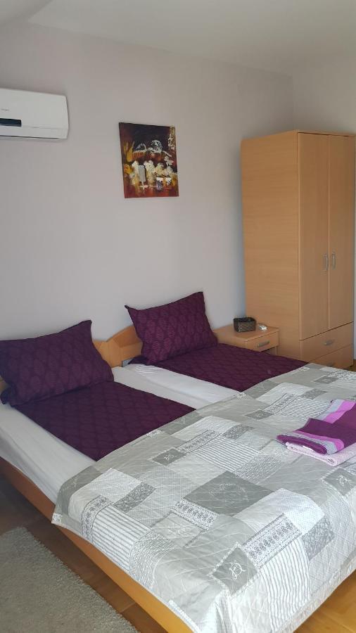 Apartmani V&F Vrnjačka Banja Exteriör bild