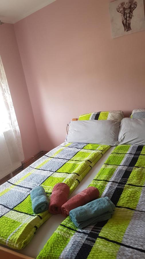 Apartmani V&F Vrnjačka Banja Exteriör bild
