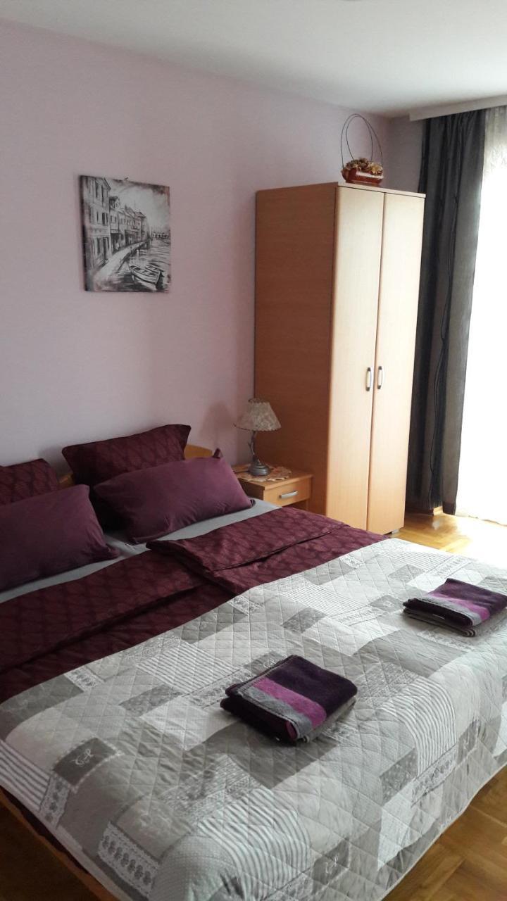 Apartmani V&F Vrnjačka Banja Exteriör bild